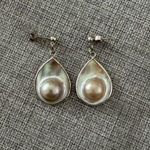 Mabe / Blister Pearl Teardrop Dangle Earrings – Mother of Pearl & Sterling